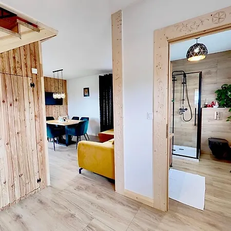 Nr1 Osada Pod Giewontem * Czerwienne