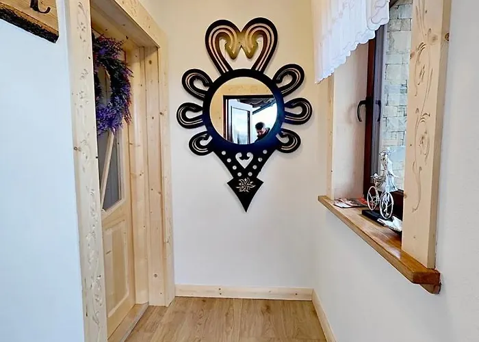 Nr1 Osada Pod Giewontem * Czerwienne